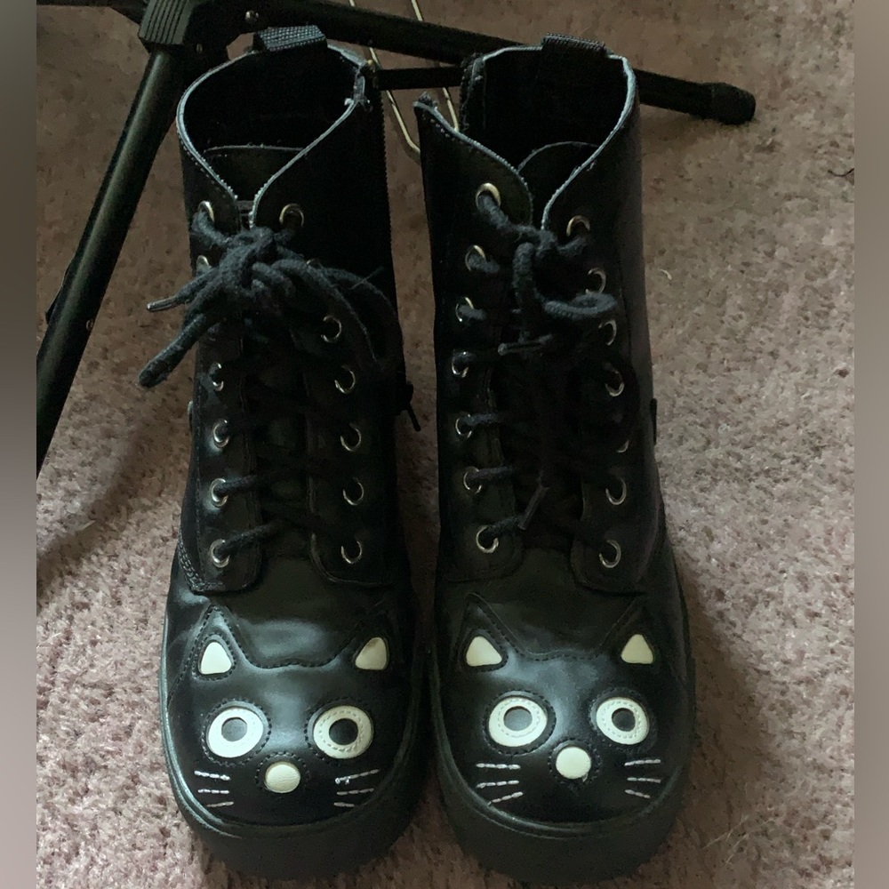 EUC Kitty Cat Face Combat Boots in Black and White